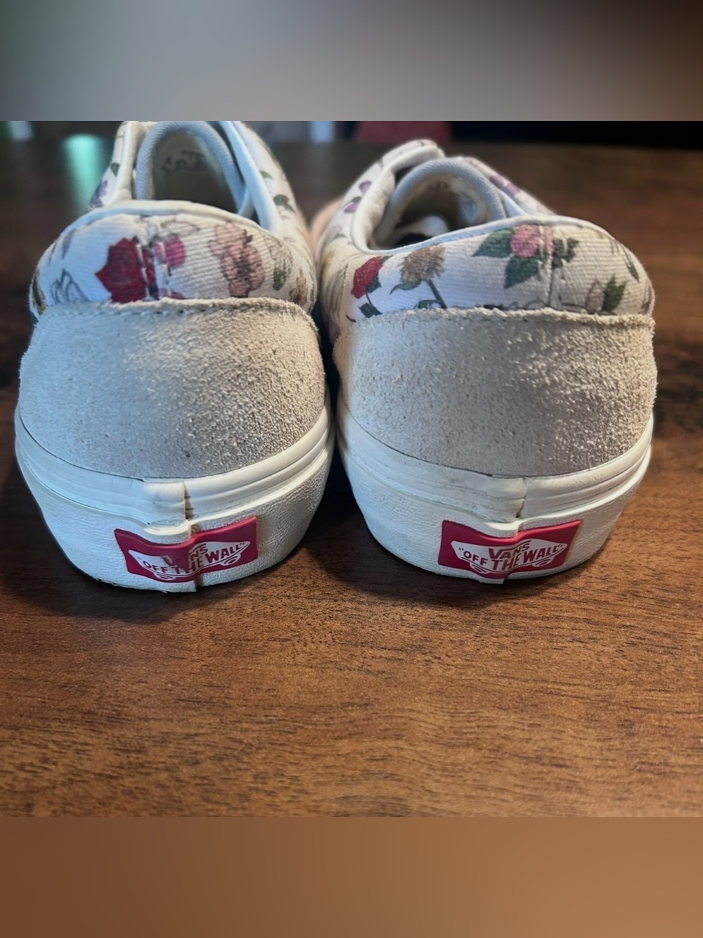 Vans Old Skool Suede Floral Shoe - Picture 4 of 5